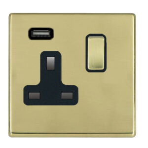 1 gang 13A Single Pole Switched Socket with 1 USB Outlet 1x2.1A