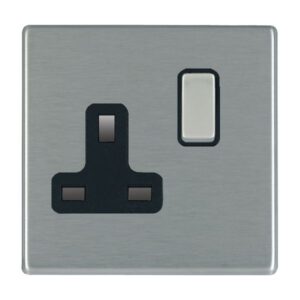 1 gang 13A Double Pole Switched Socket