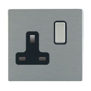 1 gang 13A Double Pole Switched Socket