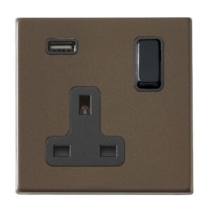 1 gang 13A Single Pole Switched Socket with 1 USB Outlet 1x2.1A